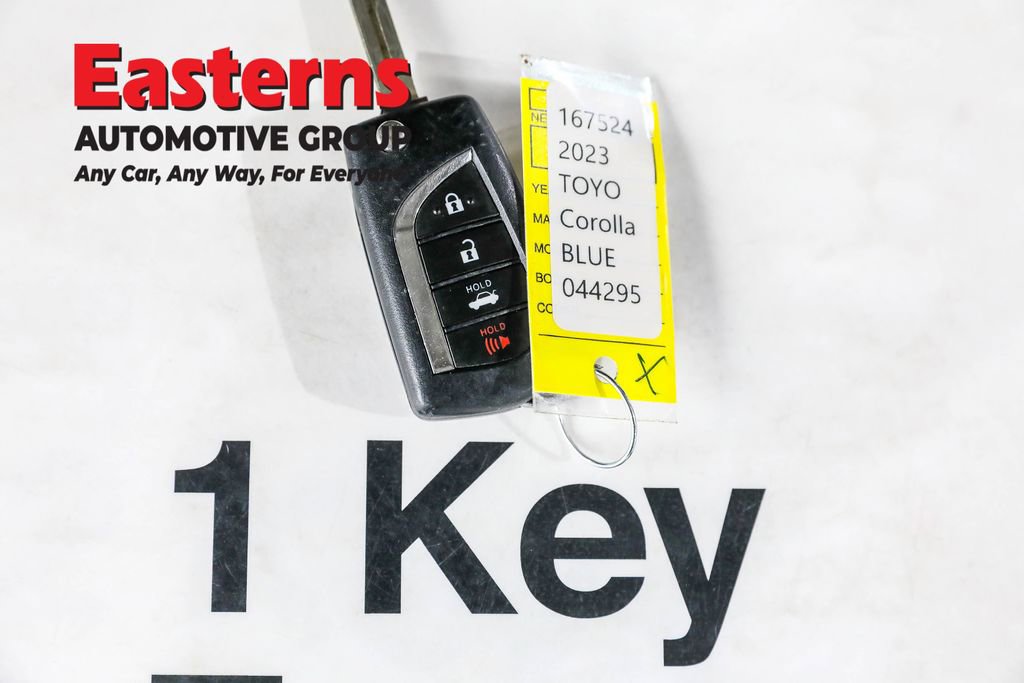 Used 2023 Toyota Corolla LE image 34