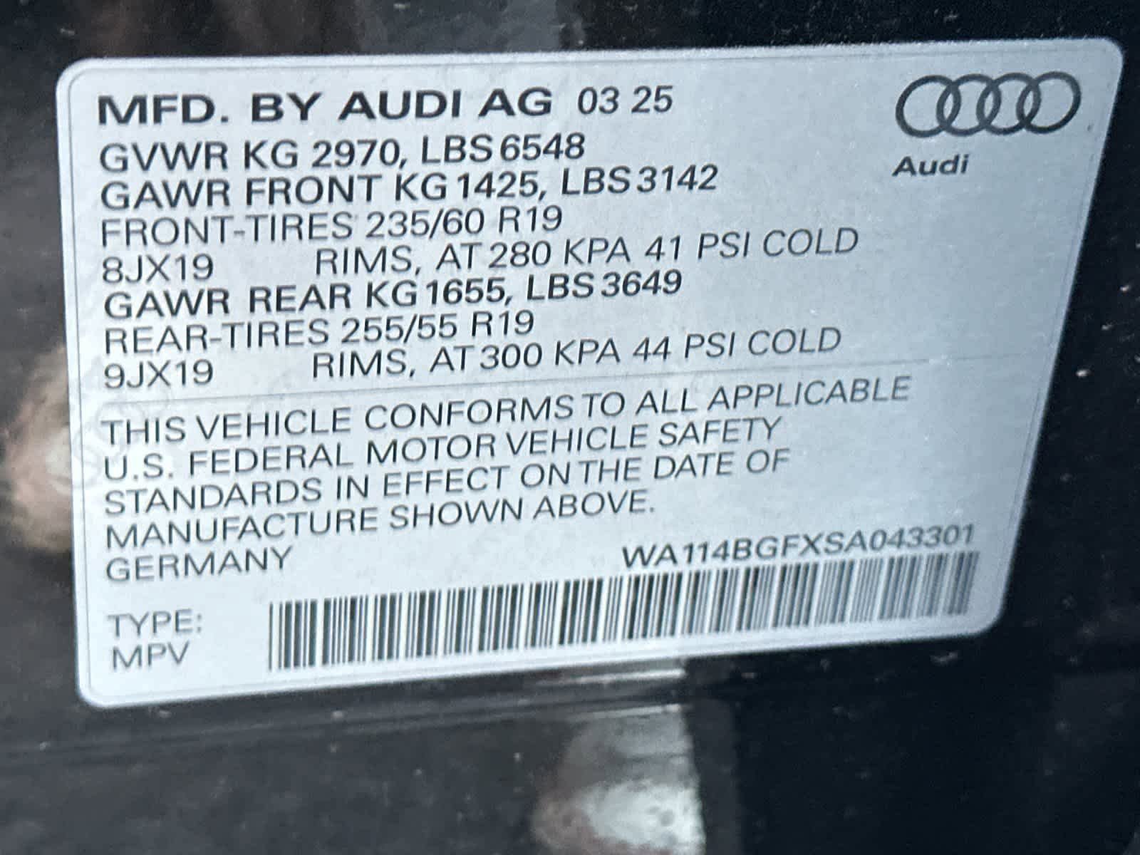 New 2025 Audi Q6 e-tron Premium AWD/4WD image 34