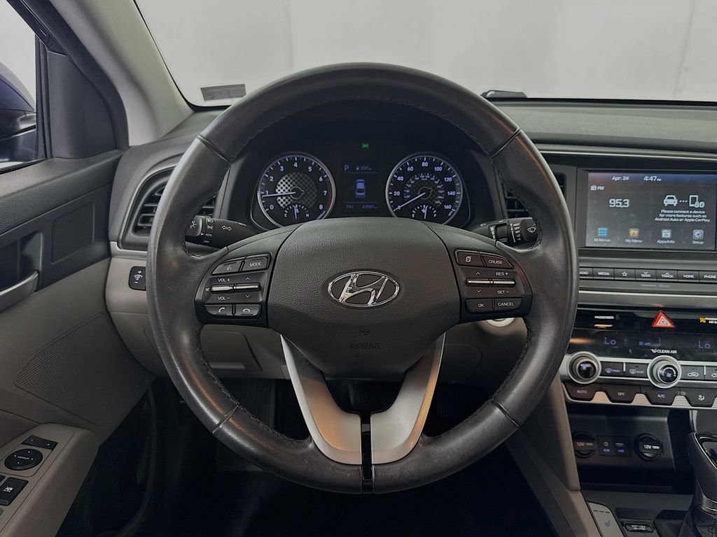 Used 2020 Hyundai Elantra Value Edition w/ Cargo Package (C1) FWD image 11