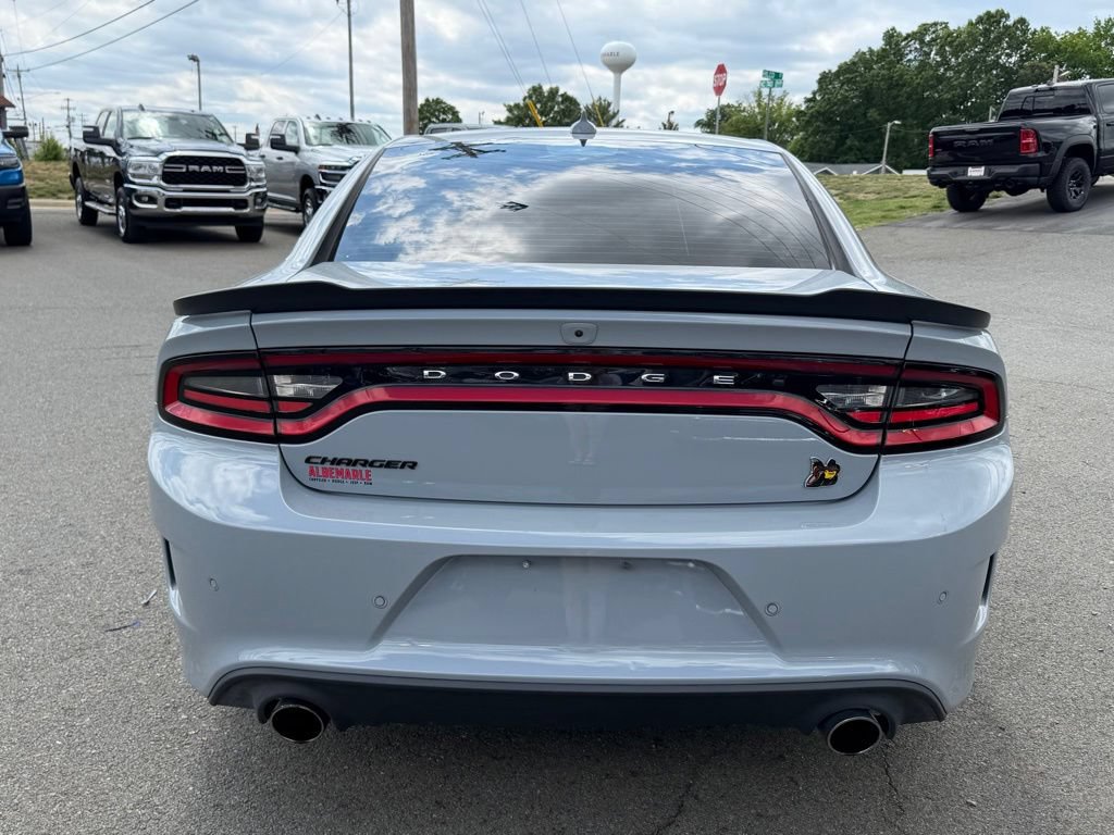 Used 2022 Dodge Charger Scat Pack RWD image 5