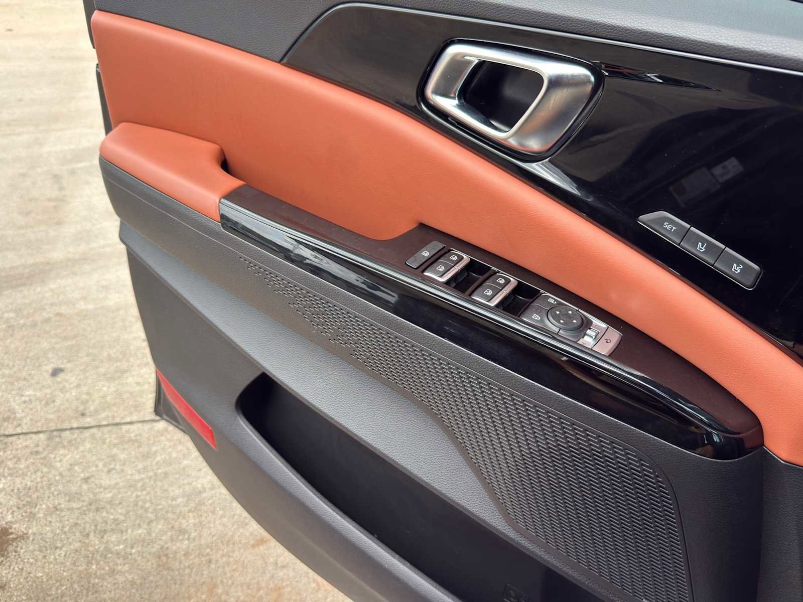 Used 2024 Kia Carnival SX Prestige FWD image 19