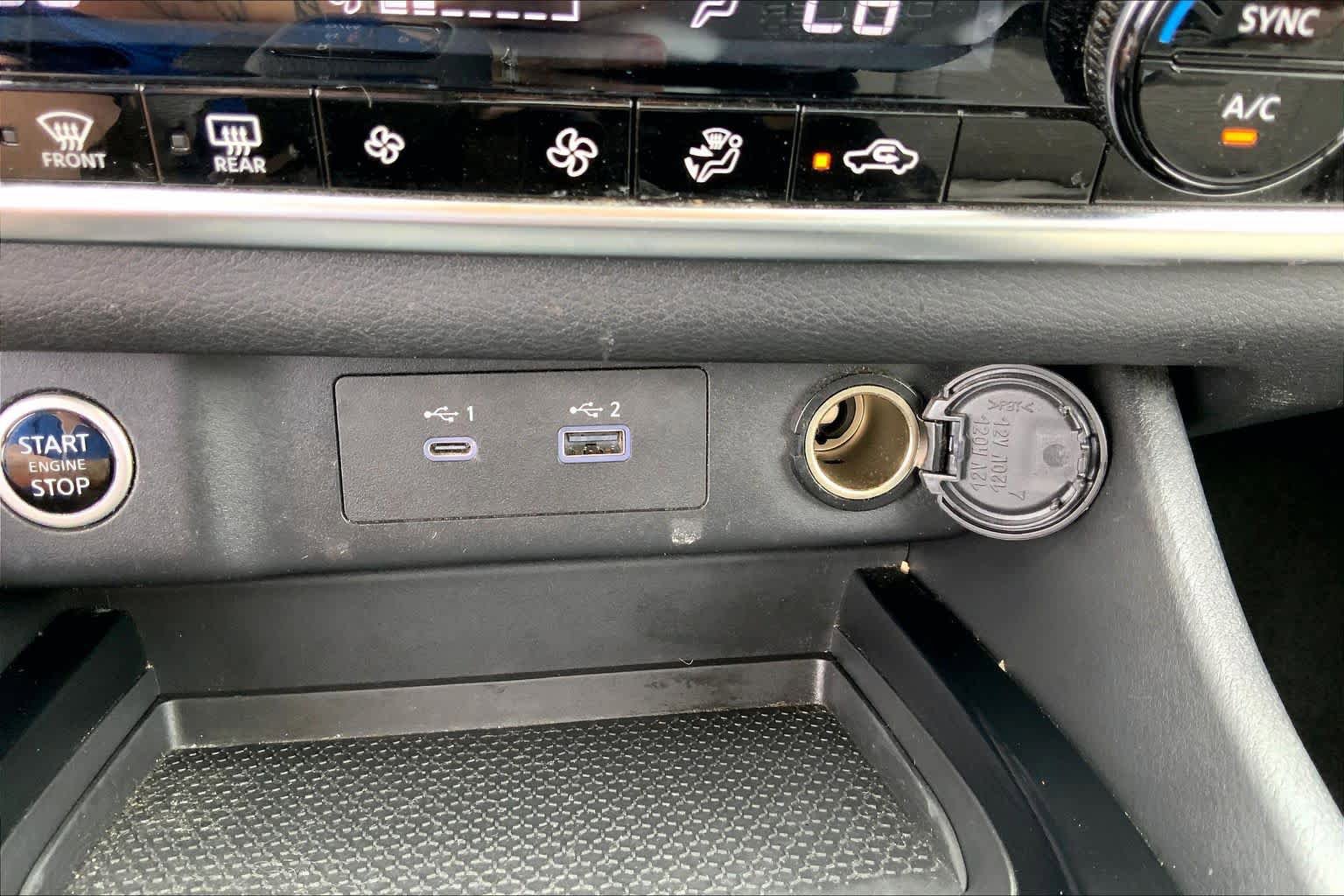 Used 2023 Nissan Rogue SV AWD/4WD image 31