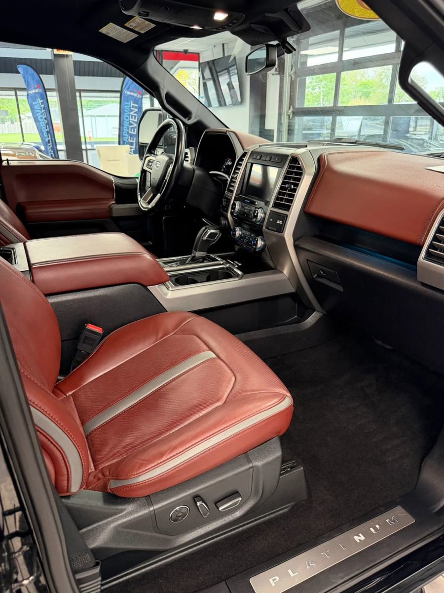 Used 2018 Ford F150 Platinum w/ Equipment Group 701A Luxury AWD/4WD image 23