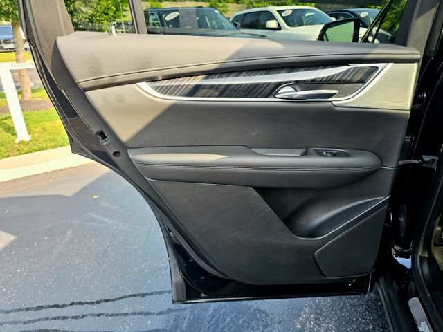 Used 2021 Cadillac XT6 Premium Luxury AWD/4WD image 29