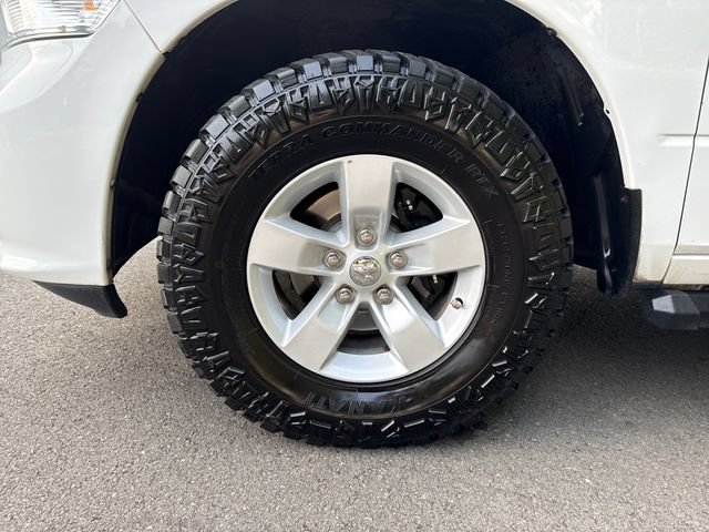 Used 2018 RAM 1500 Express RWD image 27