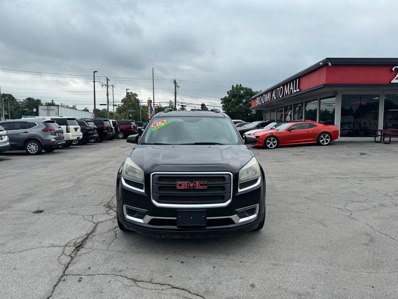 Used 2016 GMC Acadia SLE AWD/4WD image 8