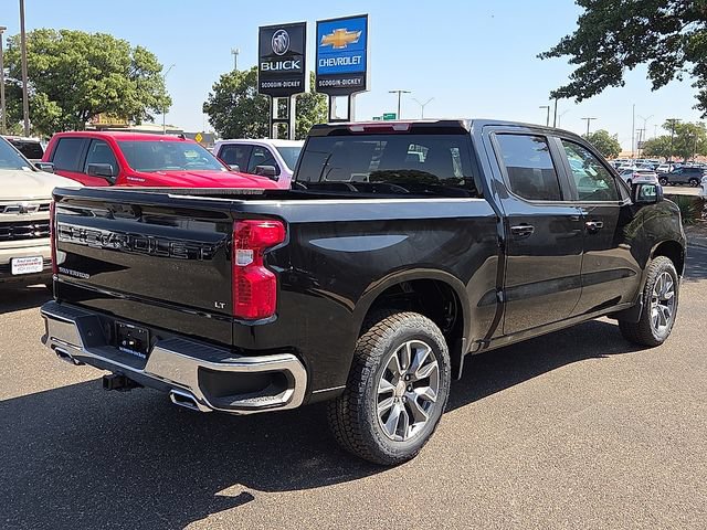 New 2026 Chevrolet Silverado 1500 LT w/ Z71 Off-Road Package AWD/4WD image 3
