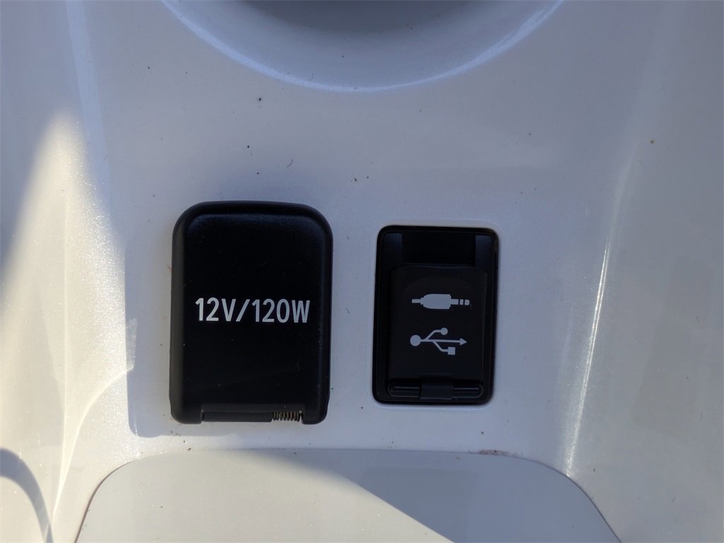 Used 2018 Toyota Prius Four image 25