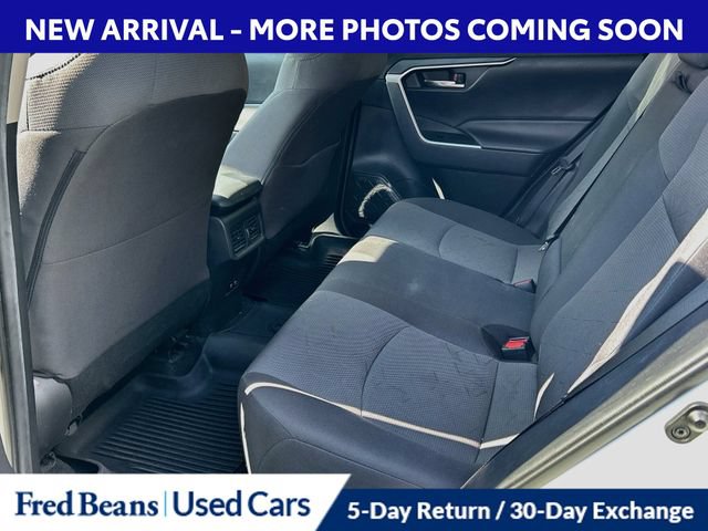Used 2021 Toyota RAV4 XLE w/ Convenience Package AWD/4WD image 11