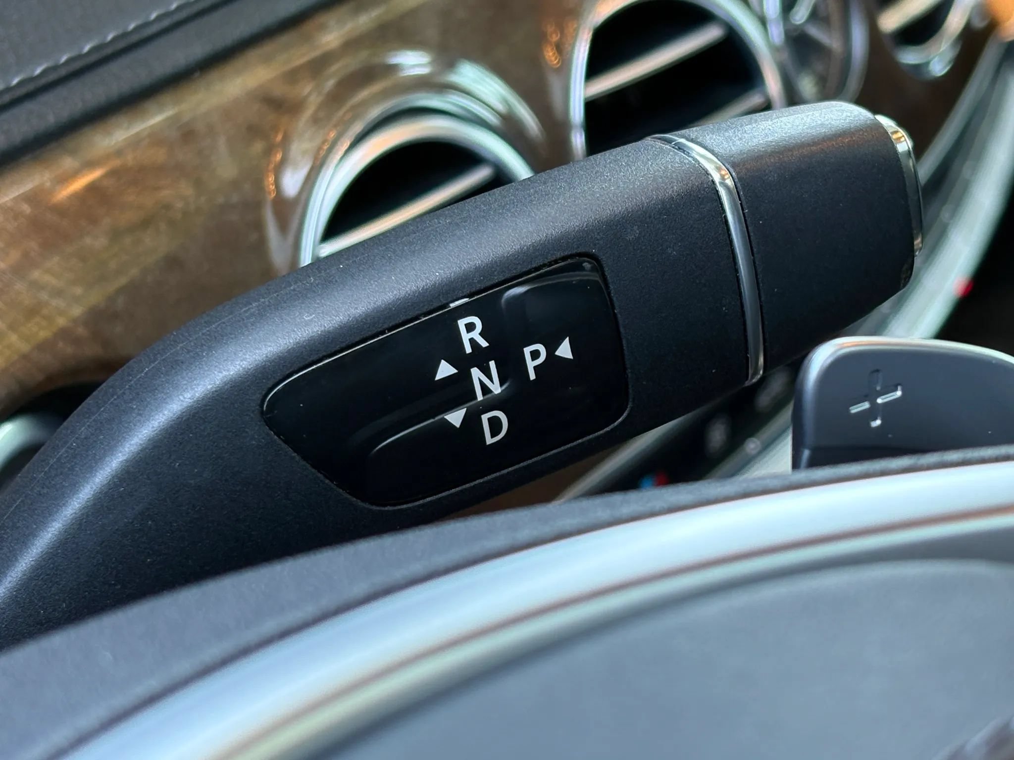 Used 2015 Mercedes-Benz S 550 4MATIC Sedan image 14