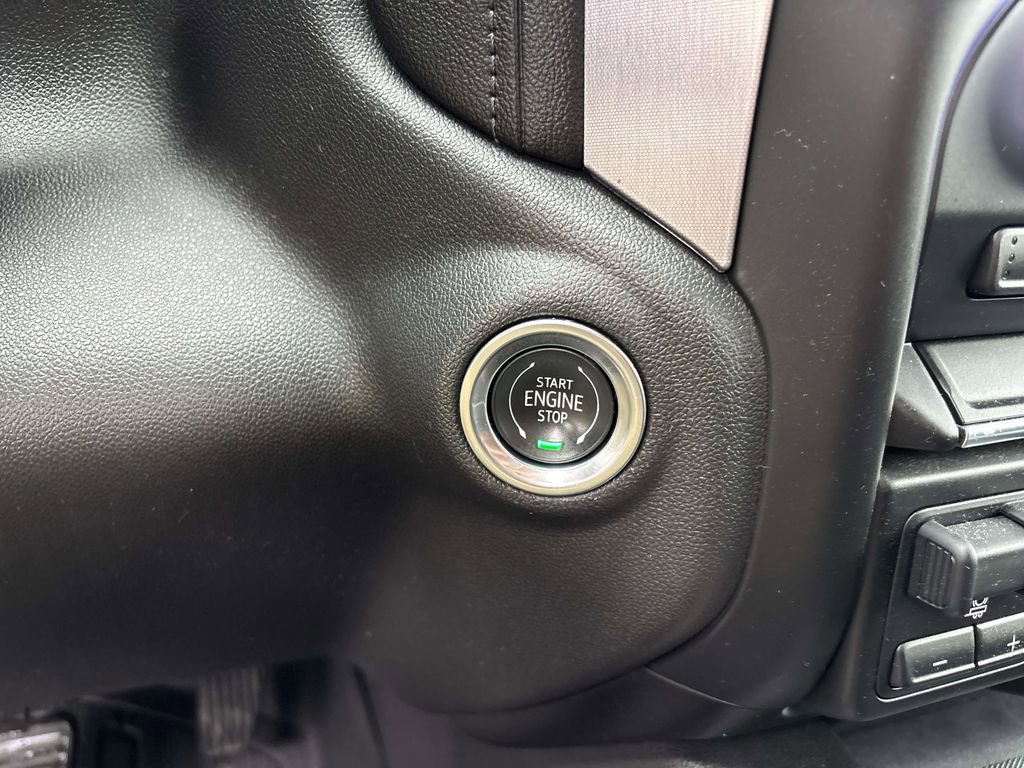 Used 2020 GMC Sierra 1500 SLT w/ SLT Premium Package image 30