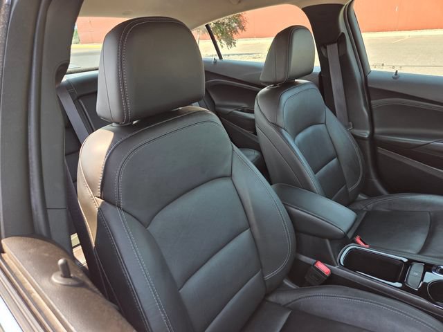 Used 2017 Chevrolet Cruze Premier FWD image 33