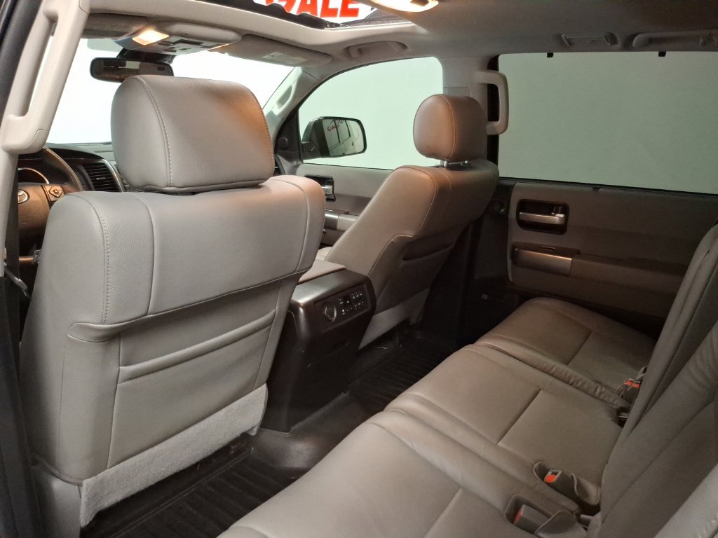 Used 2021 Toyota Sequoia Limited w/ Safety & Convenience Package AWD/4WD image 13