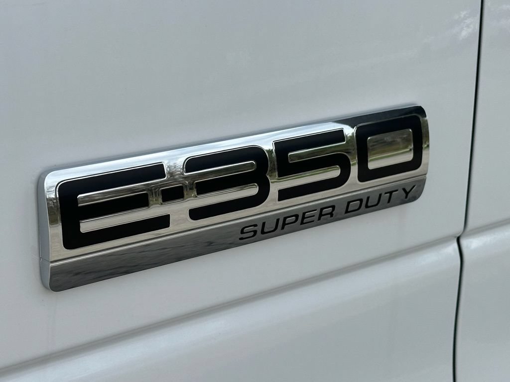 New 2027 Ford E-350 and Econoline 350 Super Duty w/ Power Equipment Group RWD image 23