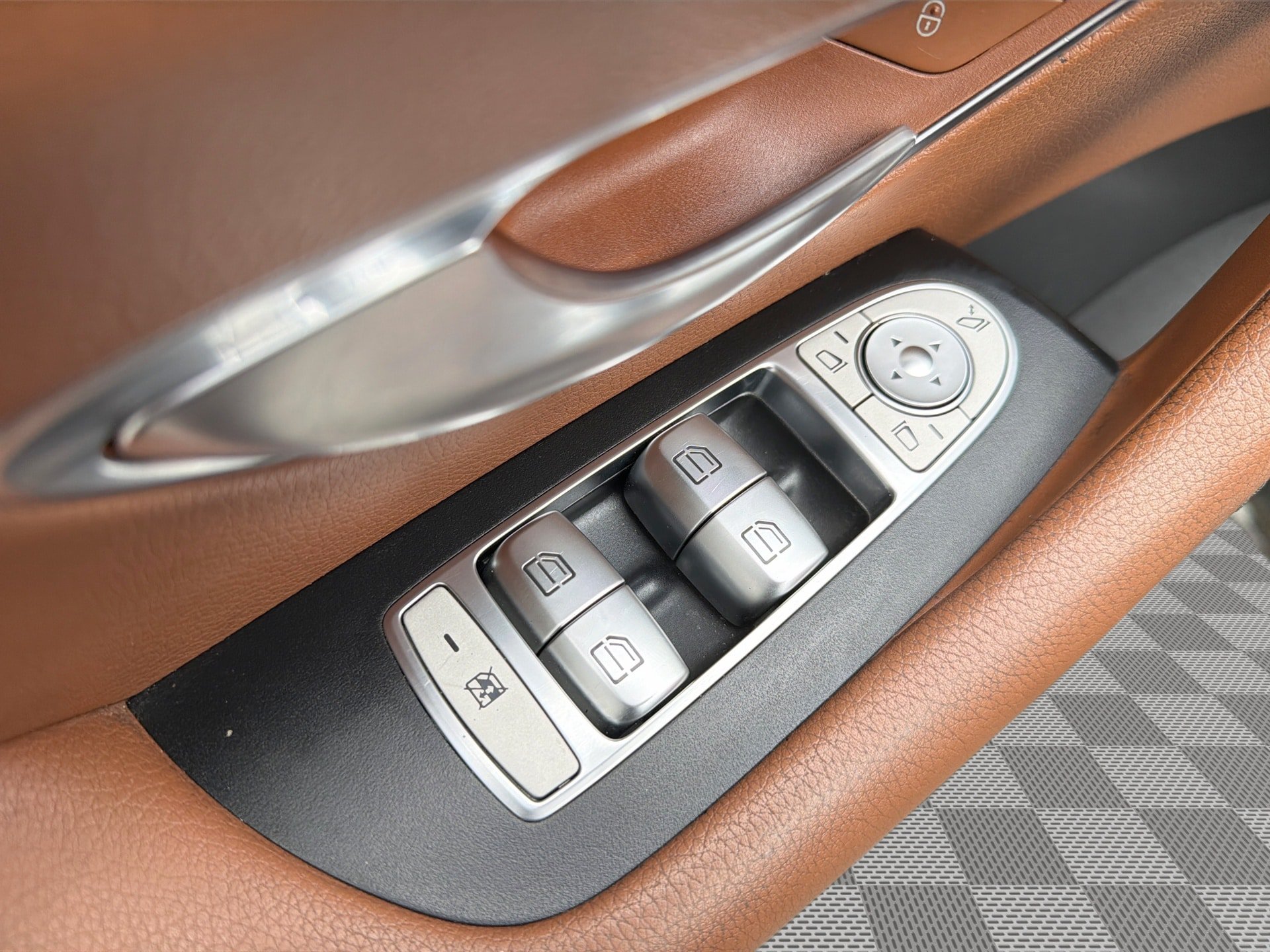 Used 2018 Mercedes-Benz E 400 Cabriolet image 15