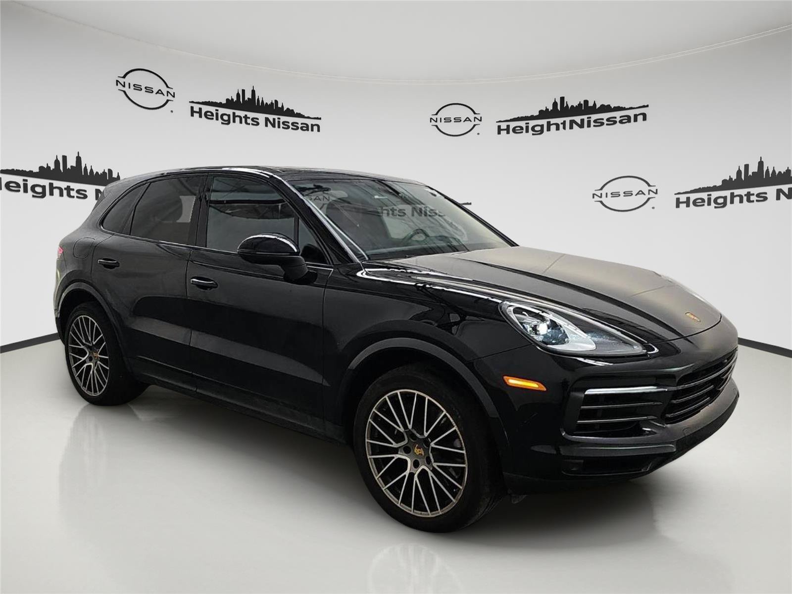 Used 2023 Porsche Cayenne Platinum Edition AWD/4WD image 6
