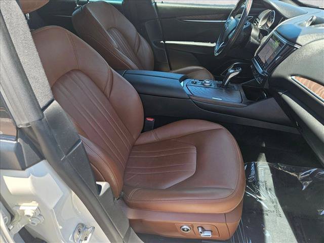 Used 2022 Maserati Levante Modena AWD/4WD image 22