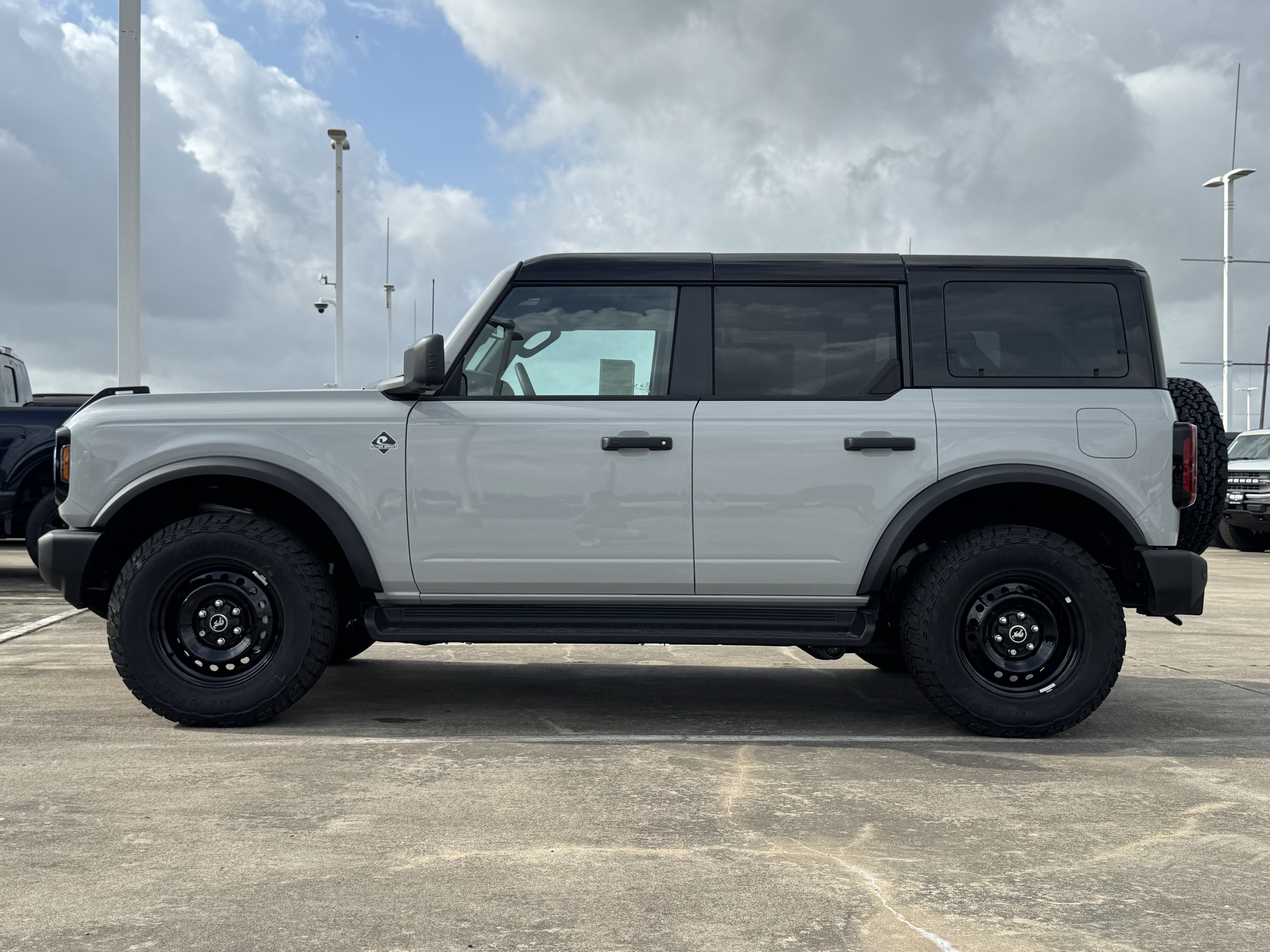 New 2026 Ford Bronco Outer Banks AWD/4WD image 7