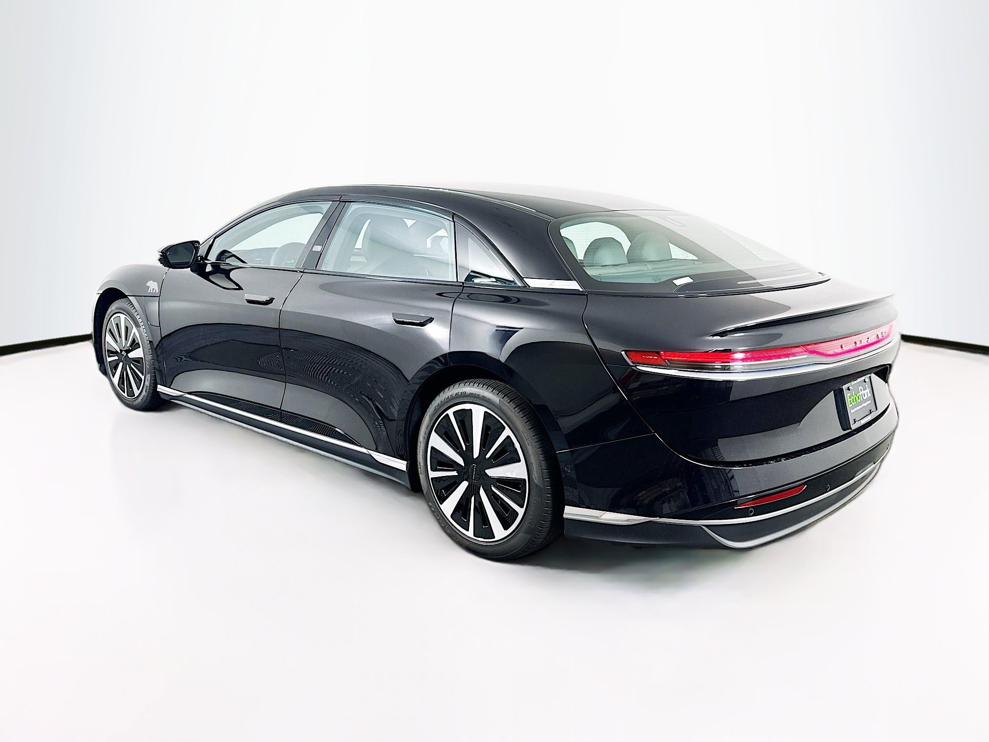 Used 2023 Lucid Air Touring AWD/4WD image 5