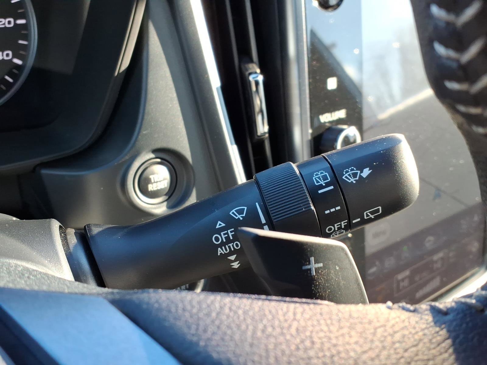 Used 2025 Subaru Forester Limited w/ Popular Package #2 image 28