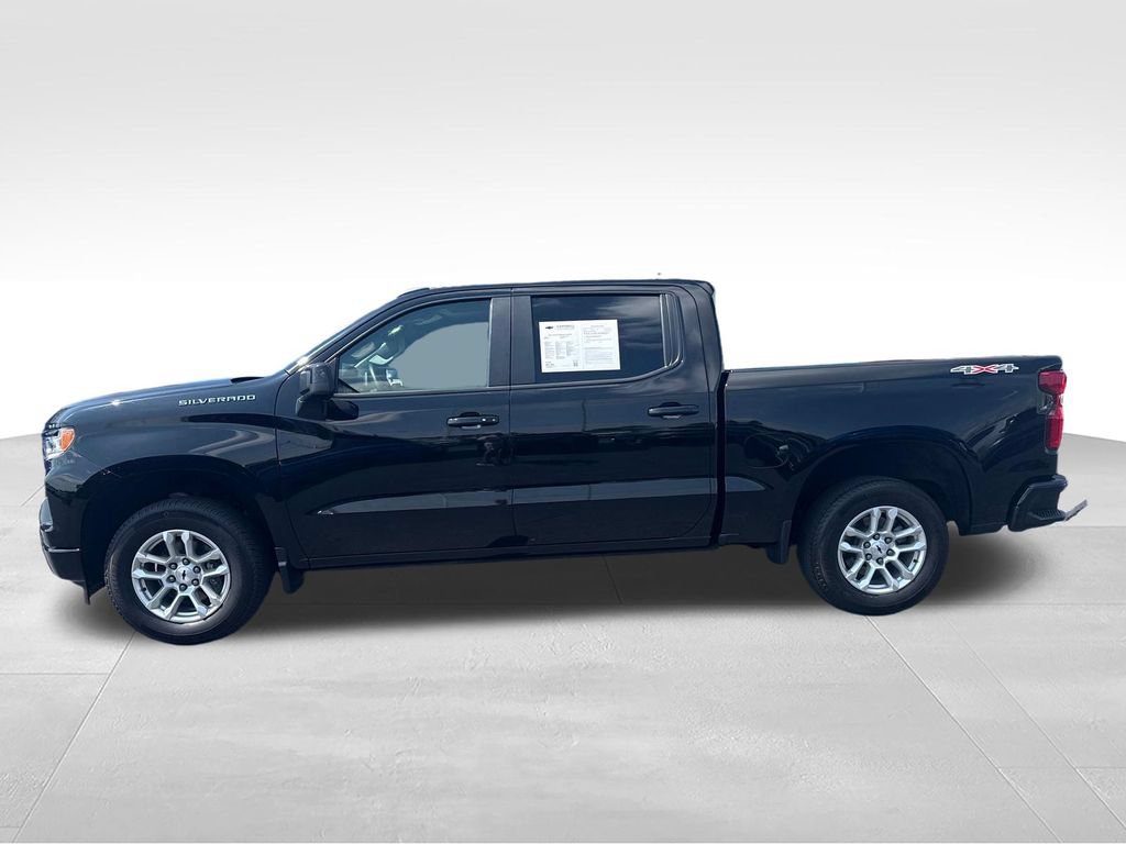 Used 2023 Chevrolet Silverado 1500 RST w/ Protection Package AWD/4WD image 4