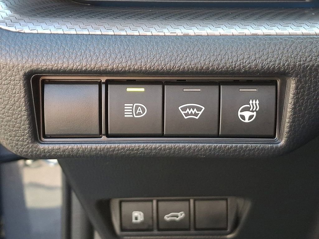 Used 2024 Toyota Prius Limited w/ Limited Premium Package image 24
