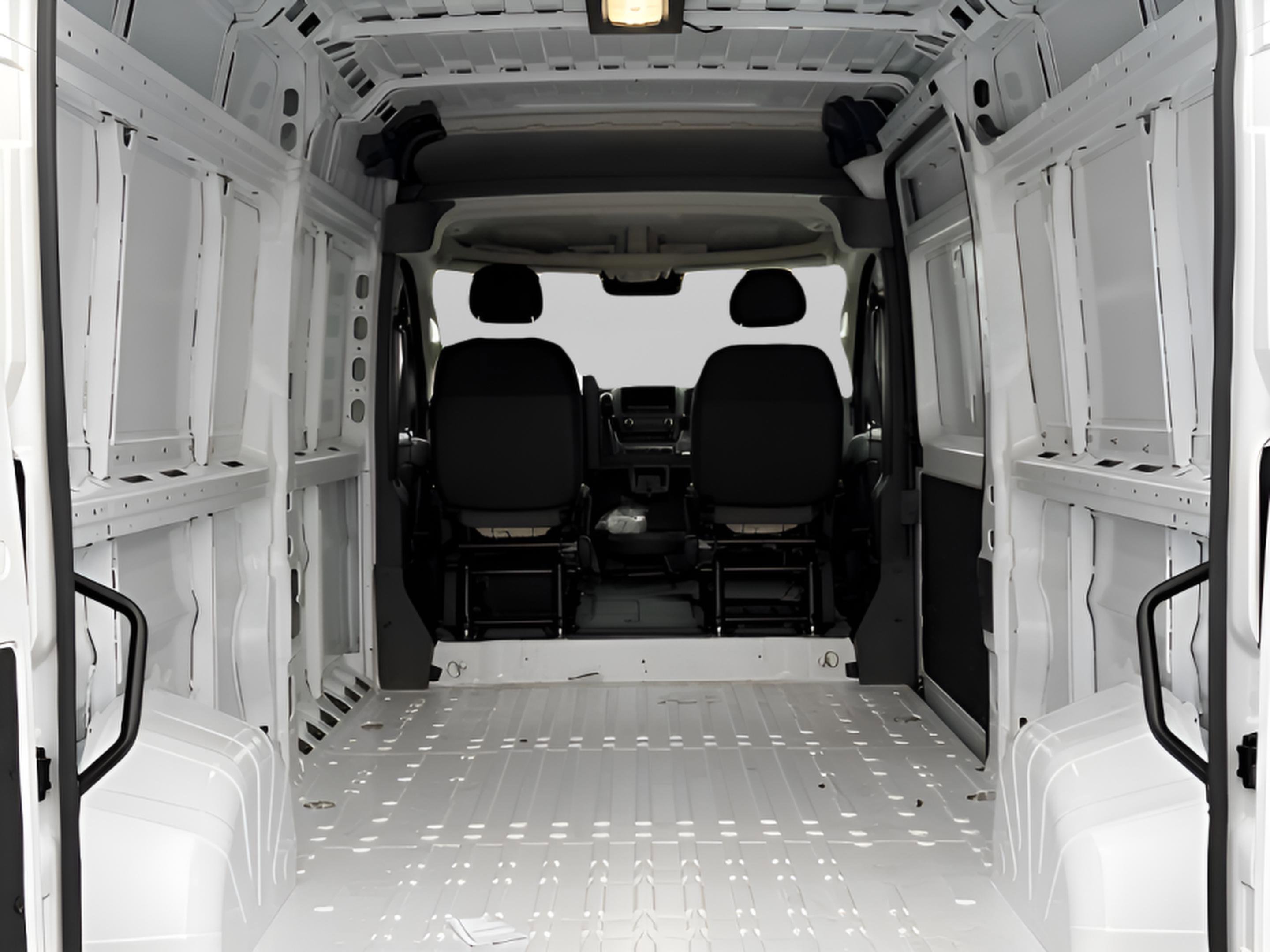 New 2025 RAM ProMaster 2500 w/ Convenience Group image 10