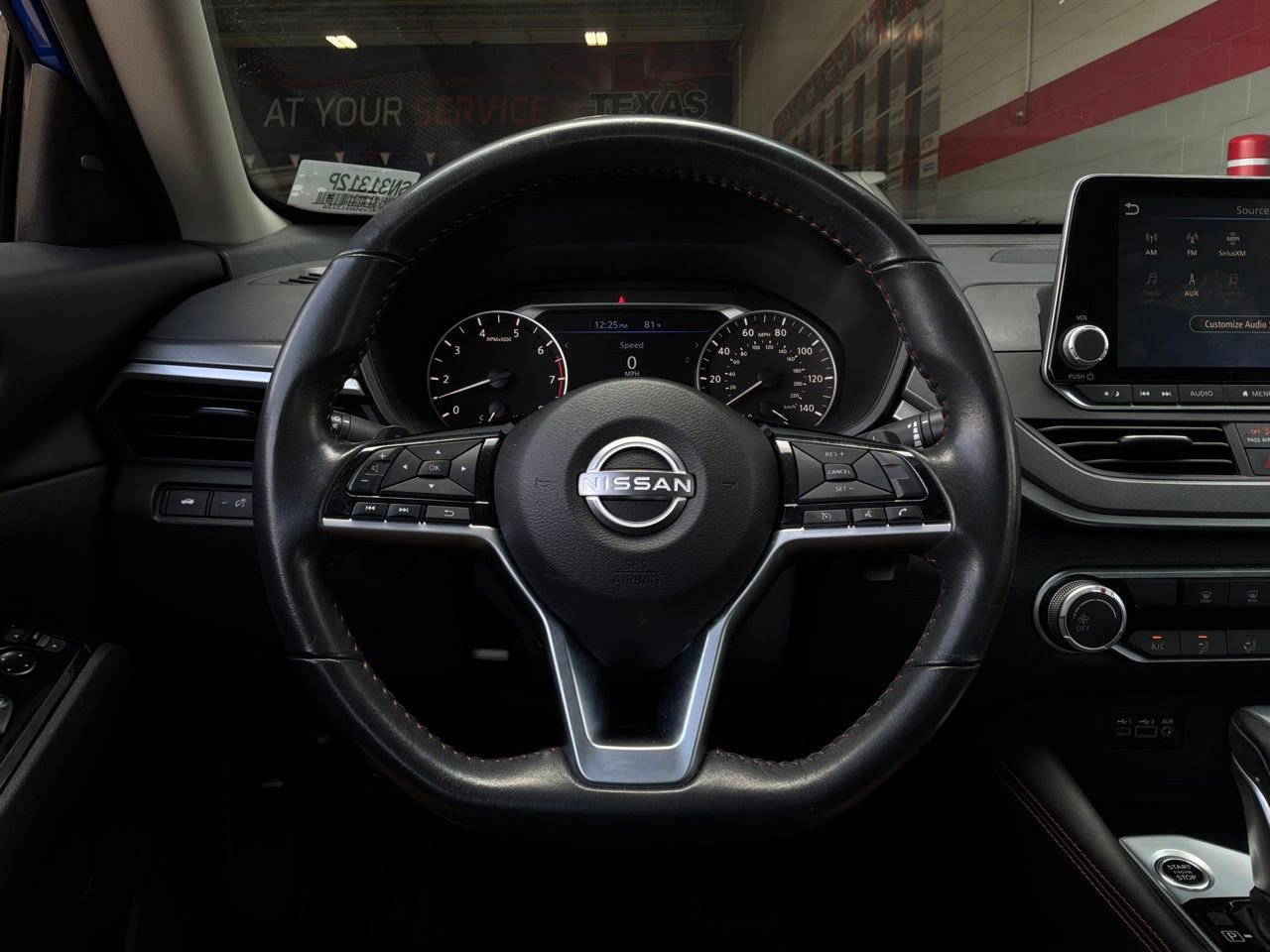 Used 2025 Nissan Altima 2.5 SR FWD image 31
