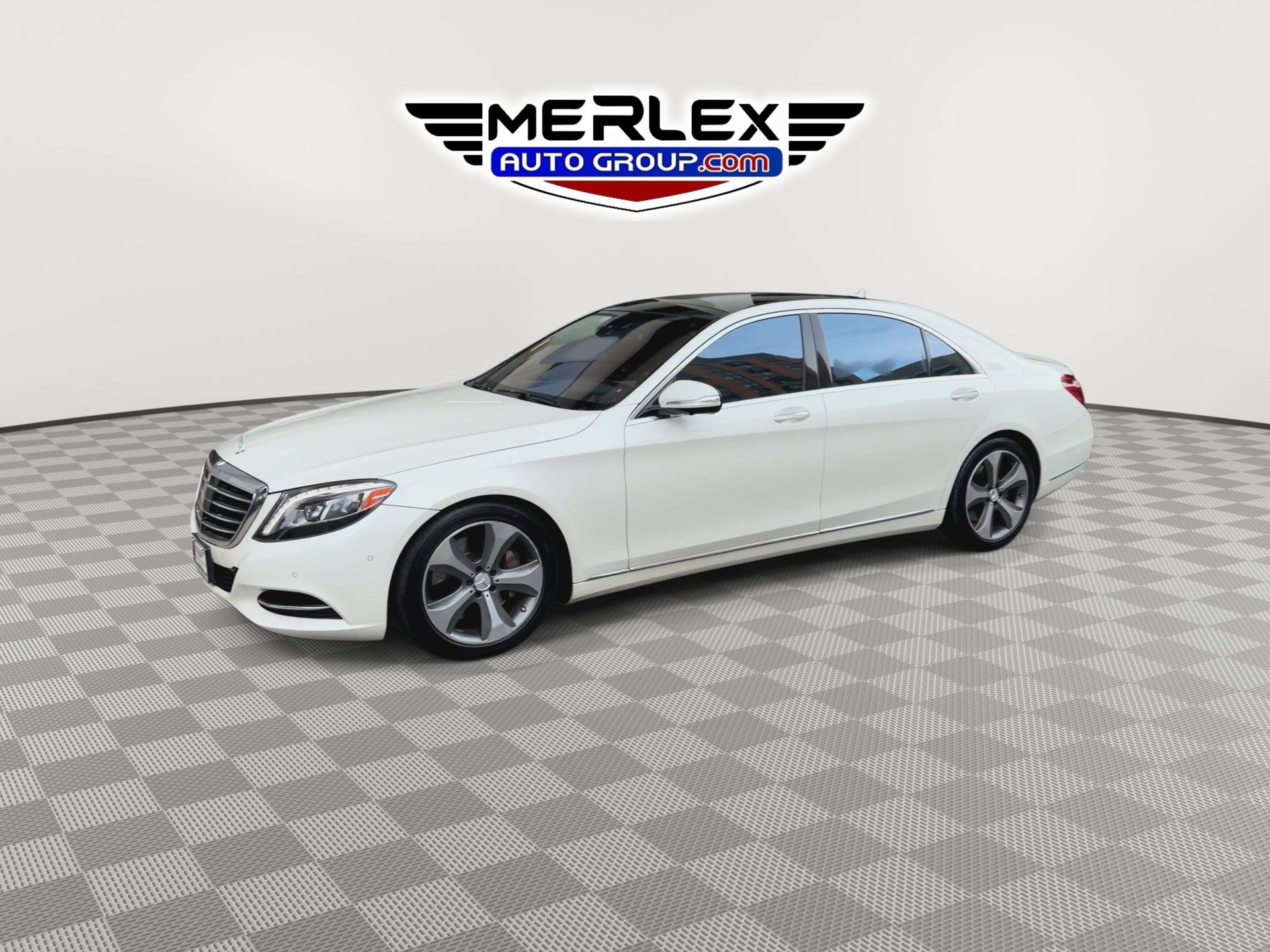 Used 2016 Mercedes-Benz S 550 4MATIC Sedan image 4