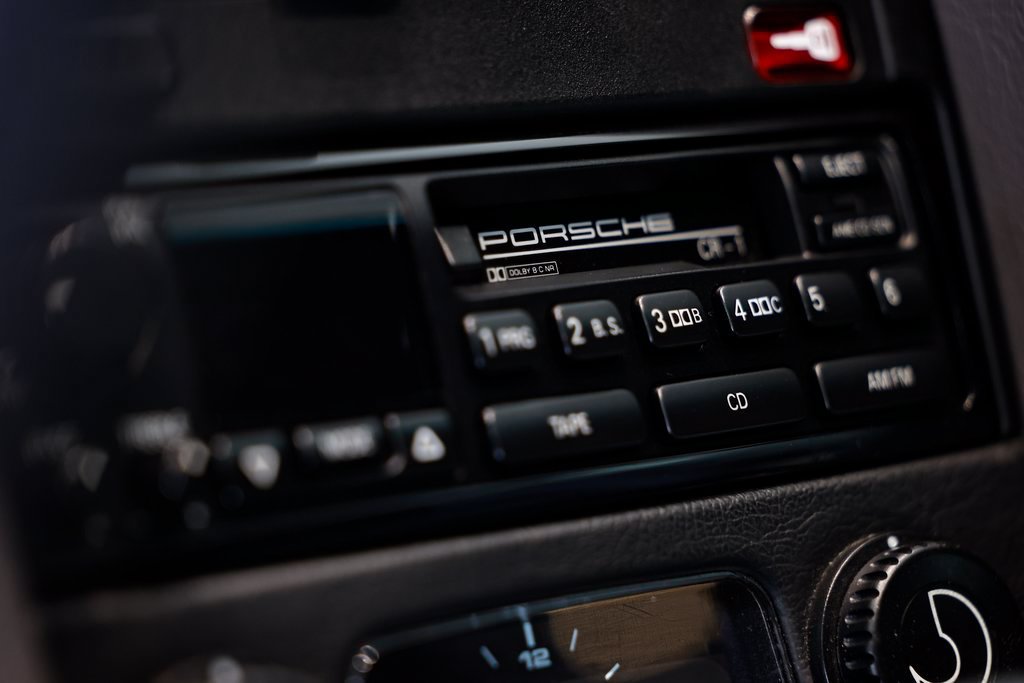 Used 1994 Porsche 928 GTS RWD image 43