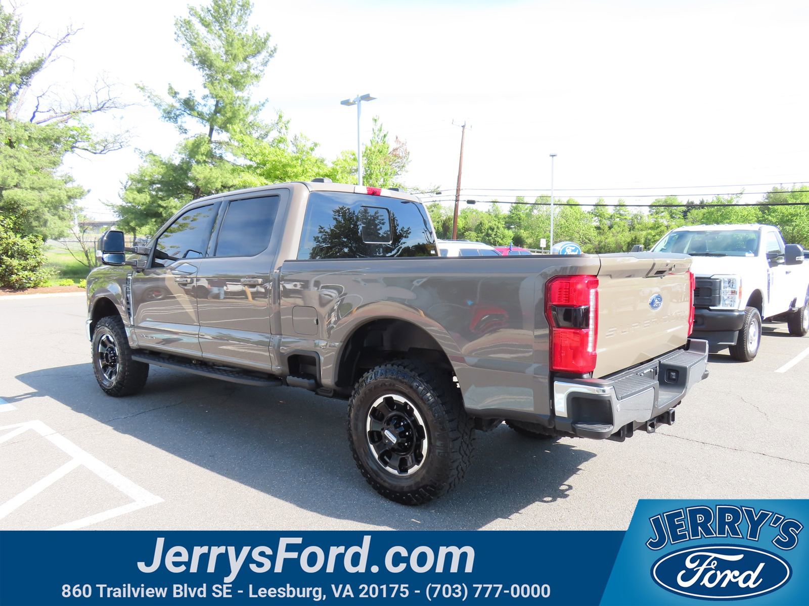 Used 2026 Ford F250 Lariat w/ Tremor Off-Road Package AWD/4WD image 7