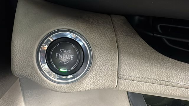 Used 2023 Buick Envision Avenir image 26