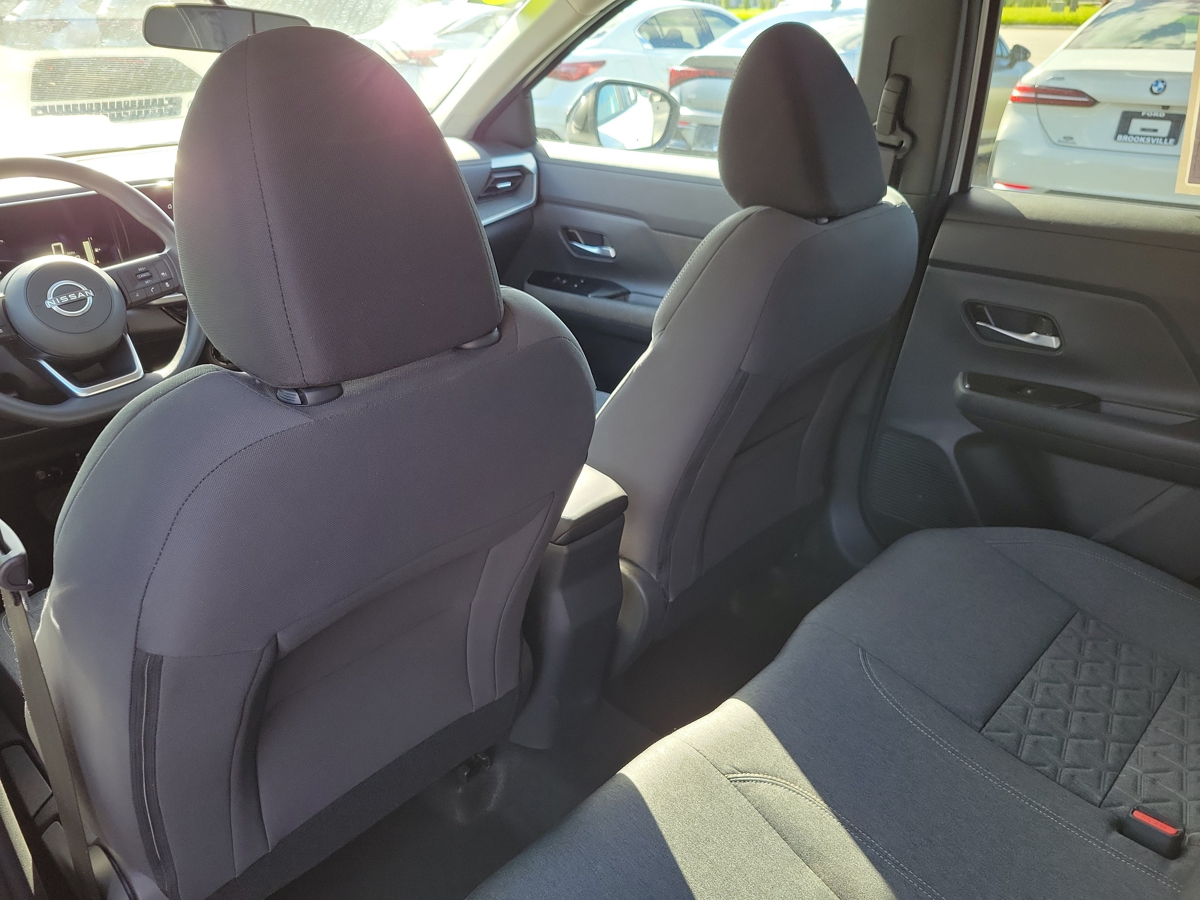 Used 2026 Nissan Kicks SV FWD image 19