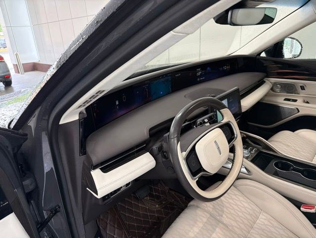 Used 2024 Lincoln Nautilus Black Label AWD/4WD image 10