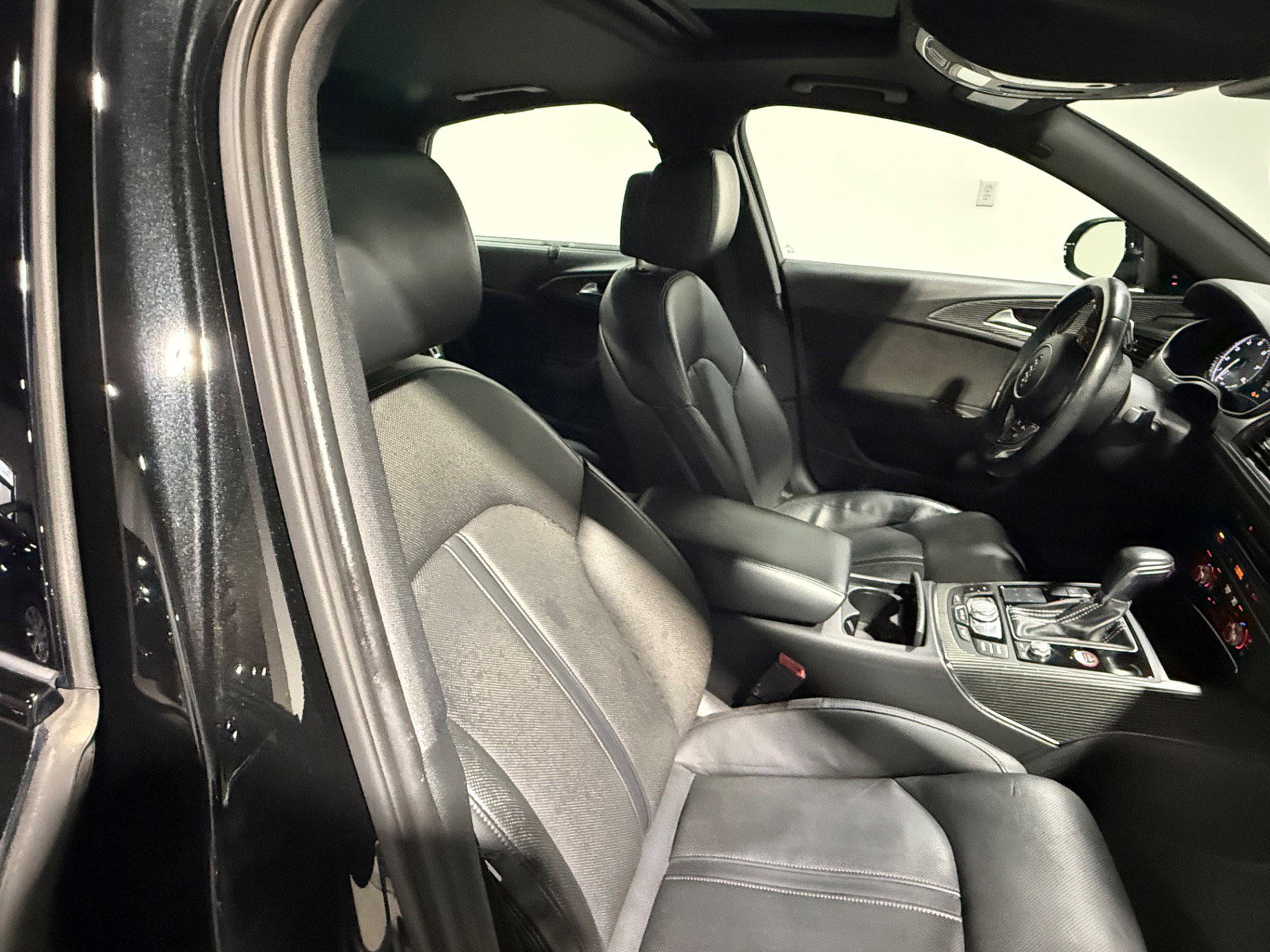 Used 2018 Audi S6 Prestige w/ Prestige Package image 48