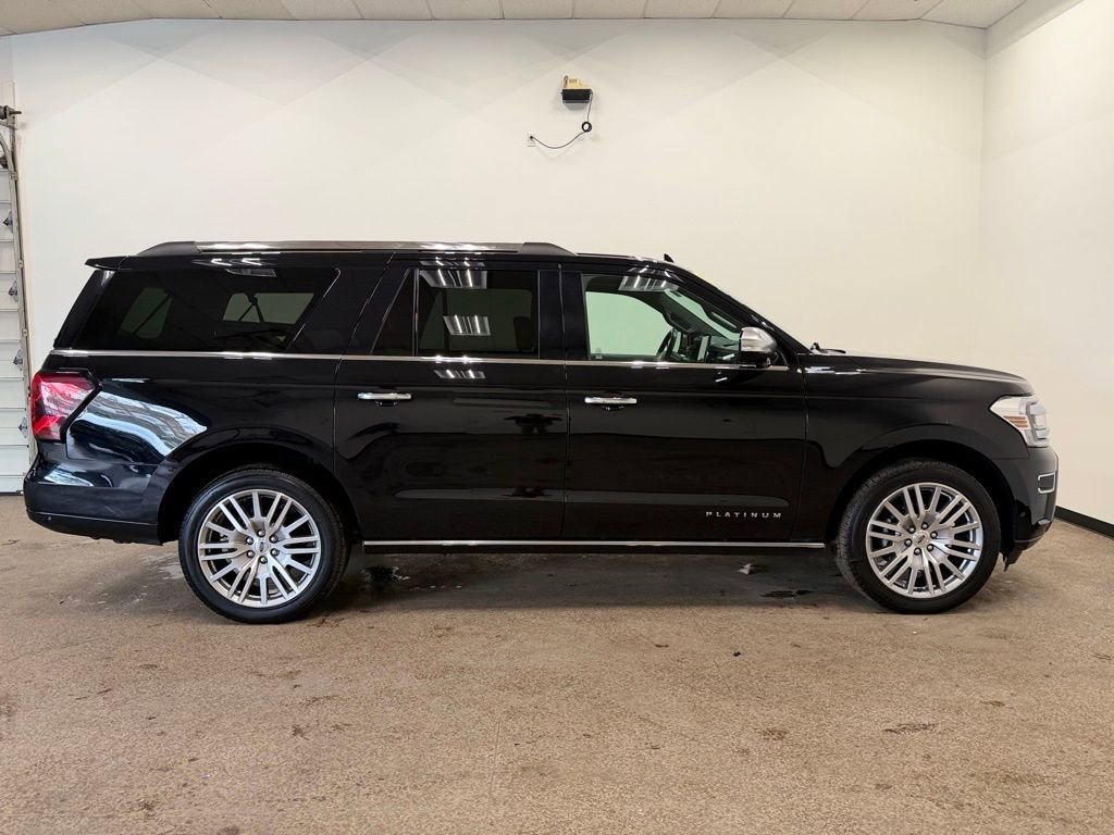 Used 2024 Ford Expedition Max Platinum image 9