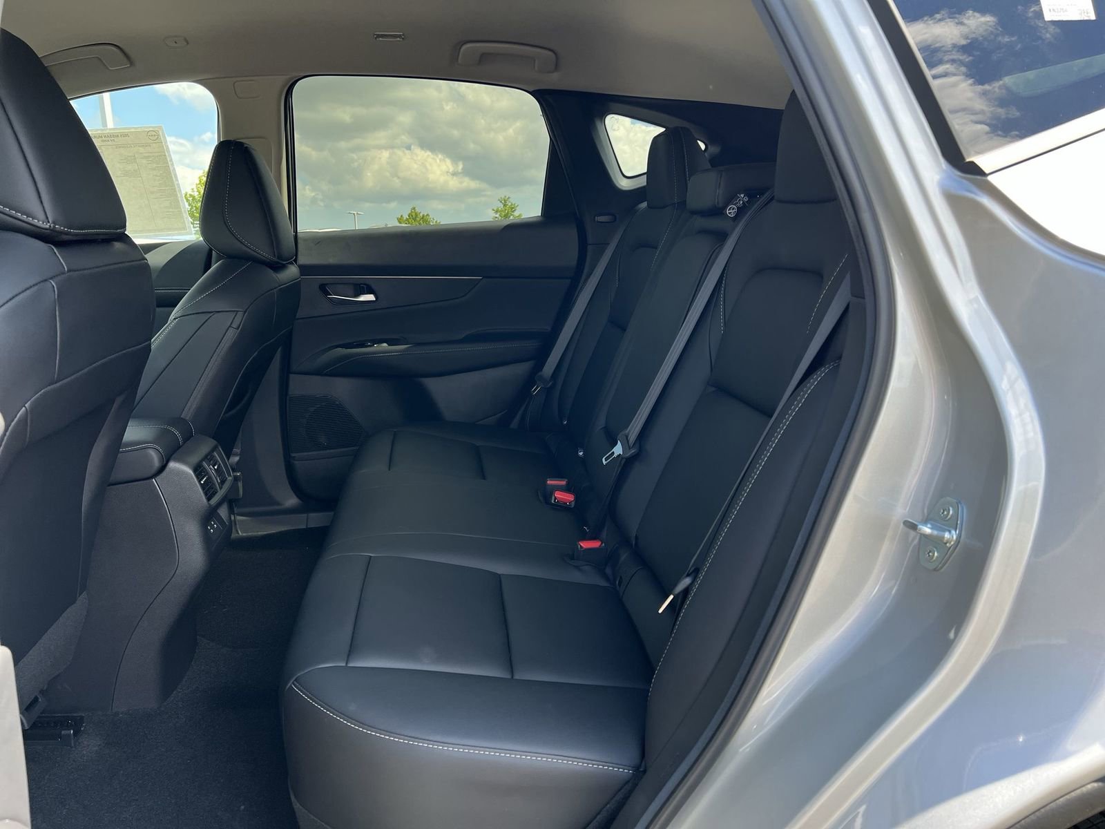 New 2025 Nissan Murano SV image 21