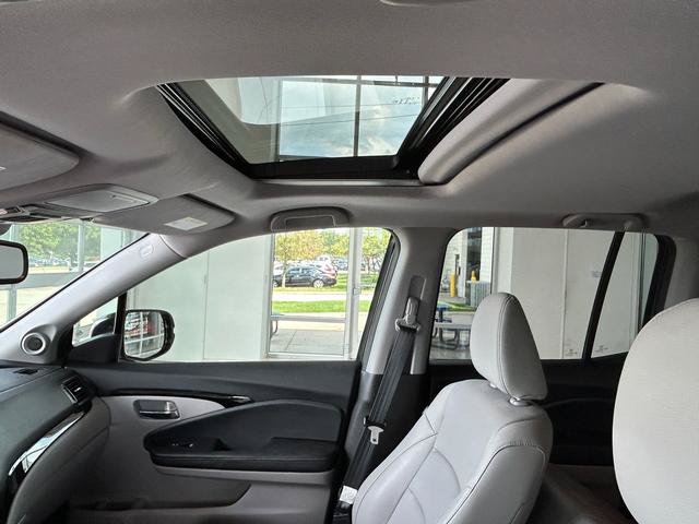 Used 2020 Honda Ridgeline RTL-E image 16
