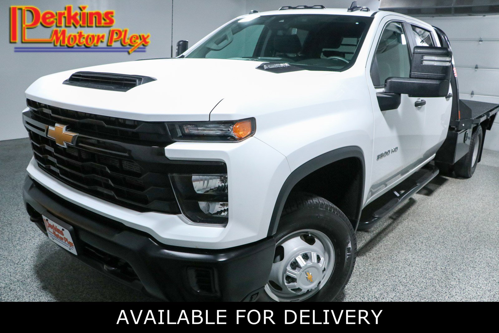 Used 2025 Chevrolet Silverado 3500 W/T w/ WT Convenience Package AWD/4WD image 1