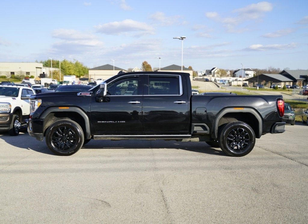 Used 2022 GMC Sierra 2500 Denali w/ Denali Black Diamond Edition image 11
