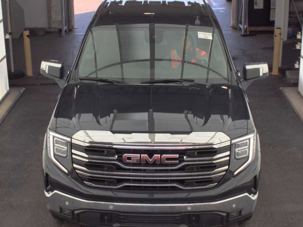 Used 2024 GMC Sierra 1500 SLT w/ SLT Premium Plus Package image 3