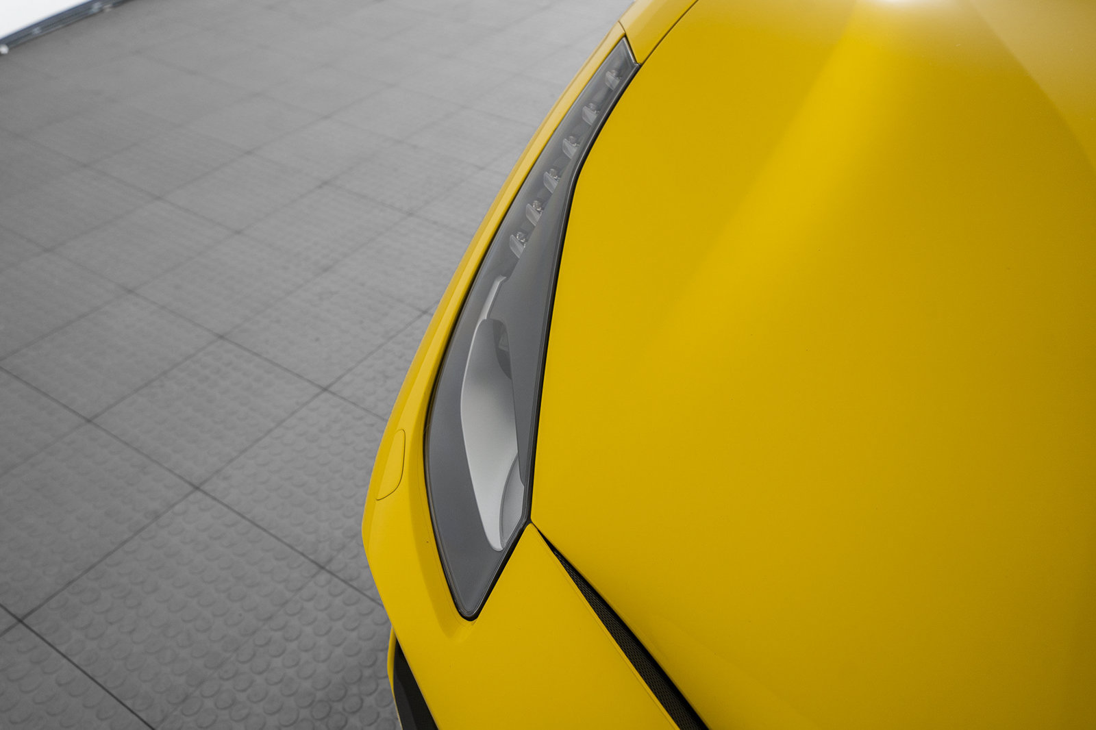 Certified 2018 Ferrari 488 Spider RWD image 12