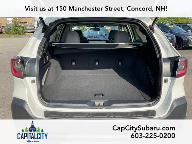 Used 2025 Subaru Outback Premium AWD/4WD image 7