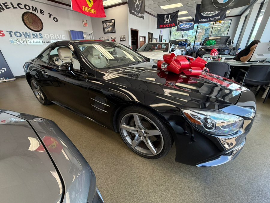 Used 2017 Mercedes-Benz SL 550 image 34