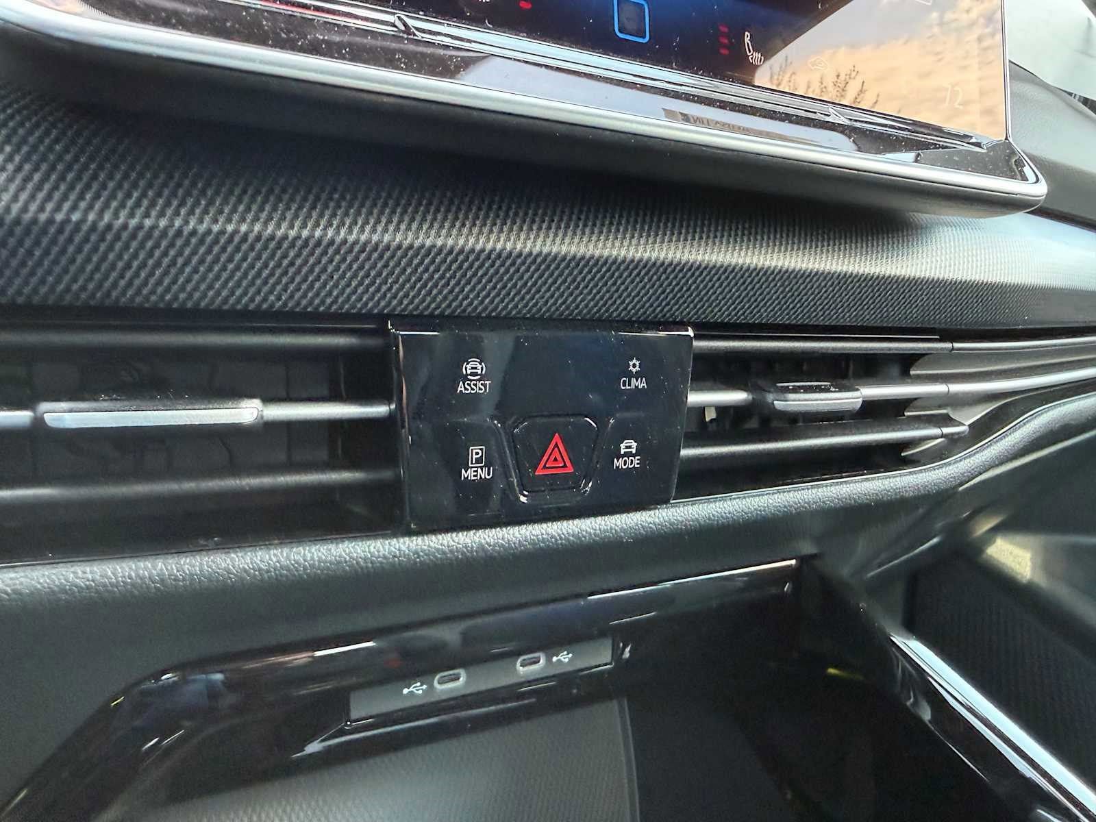 New 2026 Volkswagen Golf w/ Euro Style Package AWD/4WD image 18