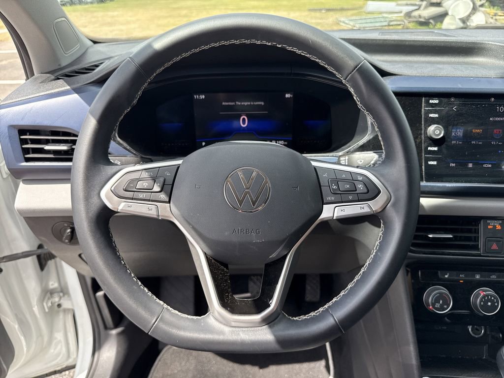 Used 2023 Volkswagen Taos SE image 14