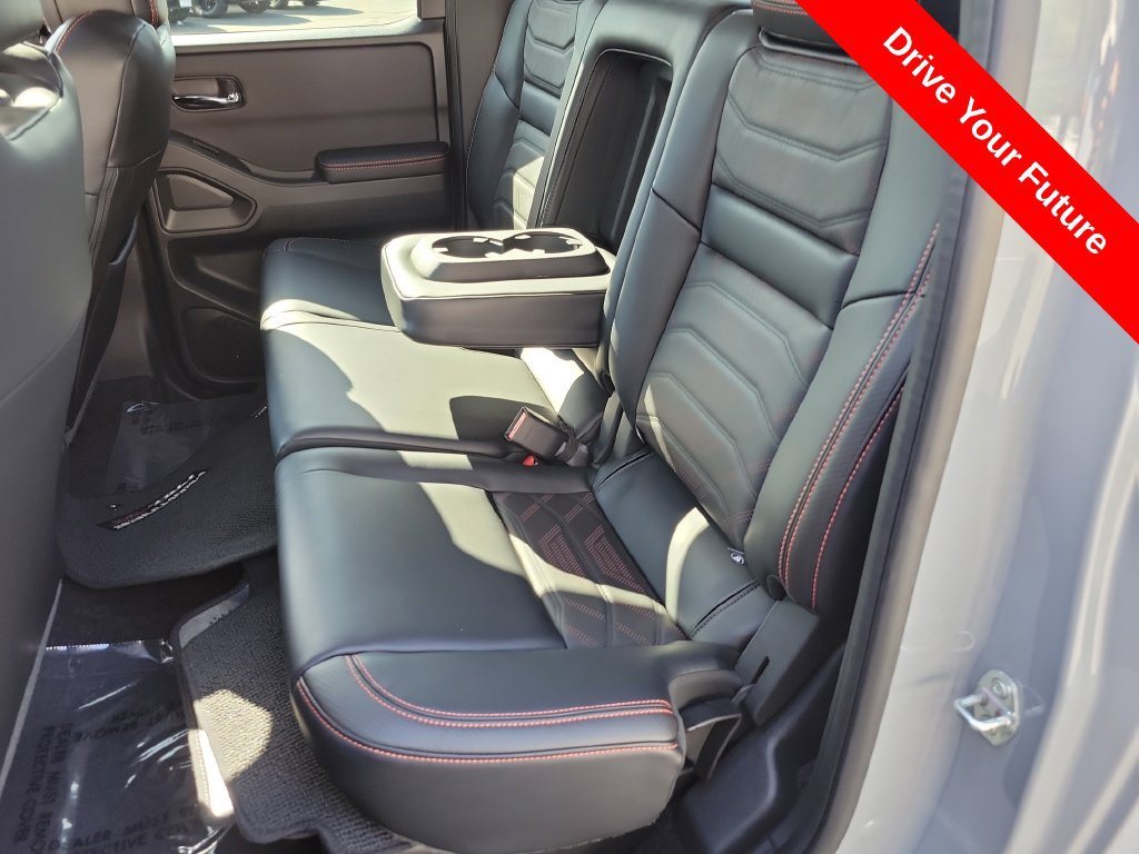 Used 2025 Nissan Frontier PRO-4X w/ Pro Premium Package AWD/4WD image 28