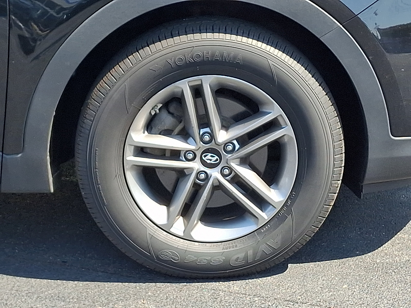 Used 2018 Hyundai Santa Fe Sport w/ 2.4L Value Package 02 FWD image 8