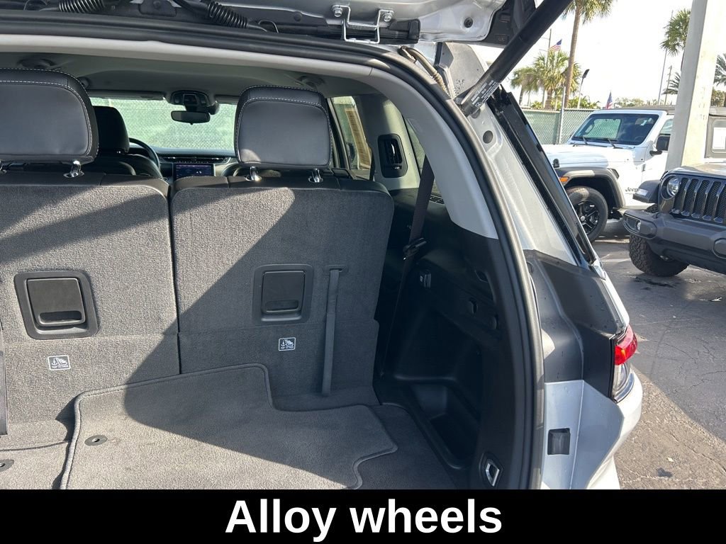 Used 2022 Jeep Grand Cherokee L Limited image 33