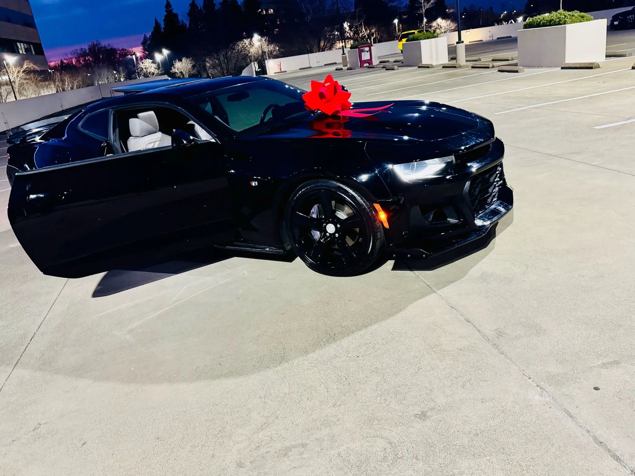 Used 2017 Chevrolet Camaro SS image 47